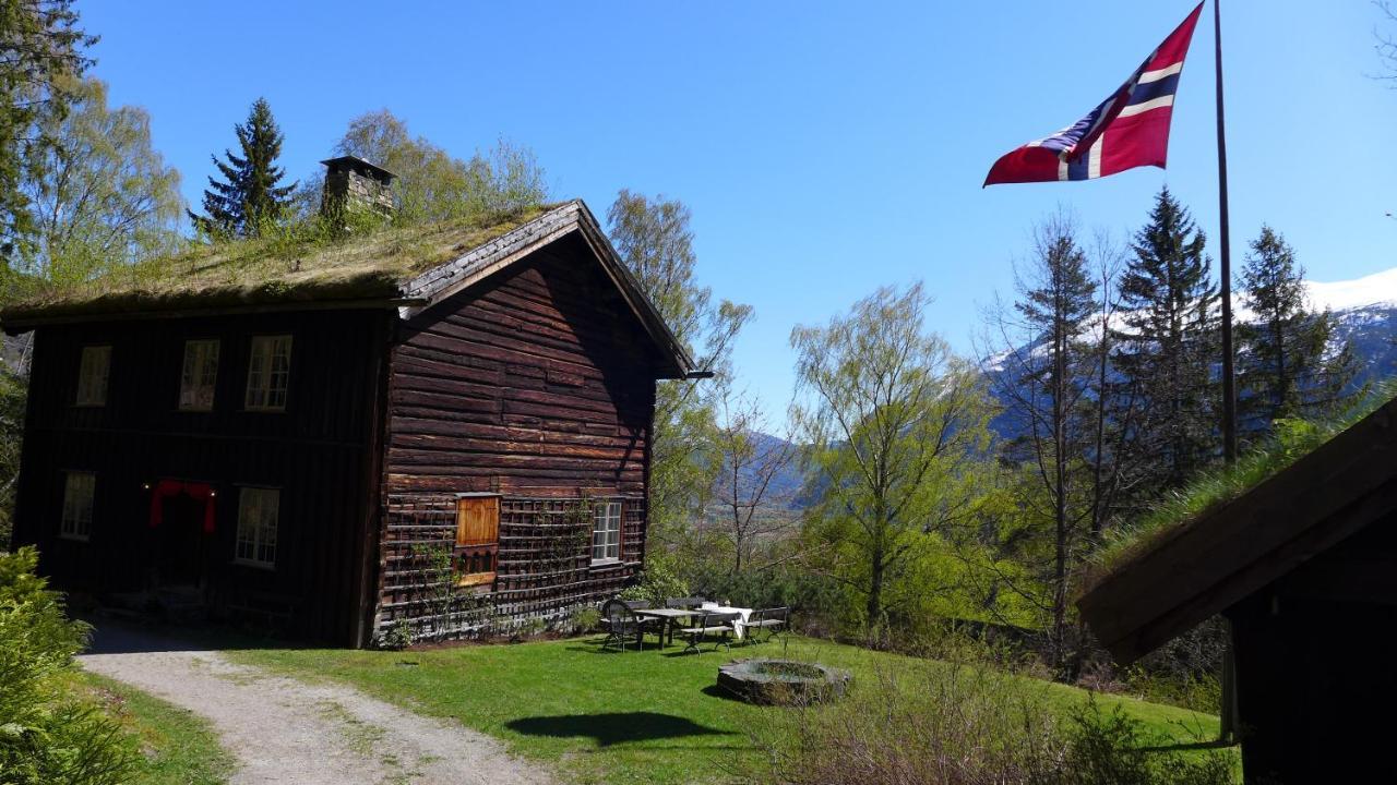 Nutheim Gjestgiveri Hotel Flatdal Exterior photo